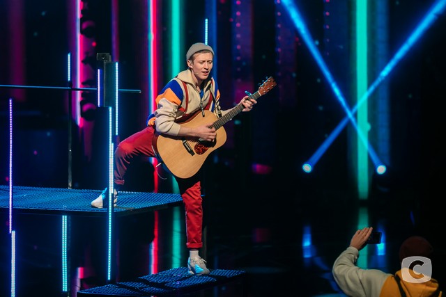 Х-фактор-9: фотодобірка першого прямого ефіру