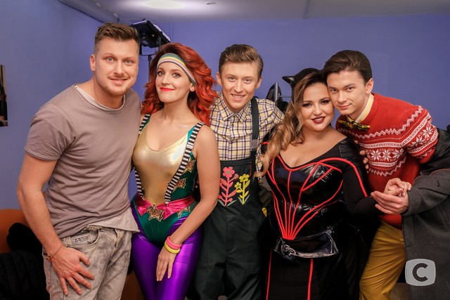 Х фактор 9: фото из закулисья второго прямого эфира