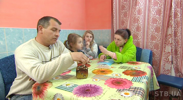«Хата на тата»-6: многодетный папа на коленях просил прощения у дочери папа1й