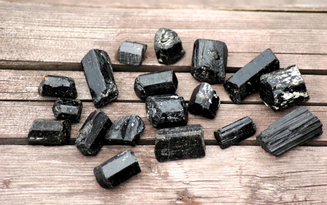 Як вибрати дорогоцінні камені за знаком зодіаку: поради Хаяла Алекперова Дорогоцінний камінь для козерогів