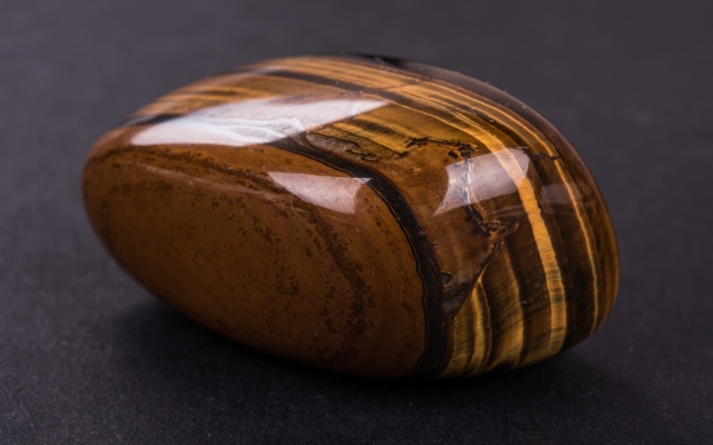 Як вибрати дорогоцінні камені за знаком зодіаку: поради Хаяла Алекперова Який камінь підійде ракам