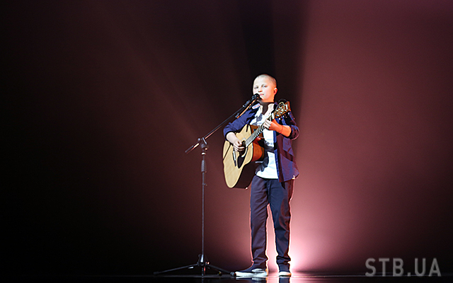 Артем Харченко: Мені важко далася моя пісня для ефіру 114A8694 копия