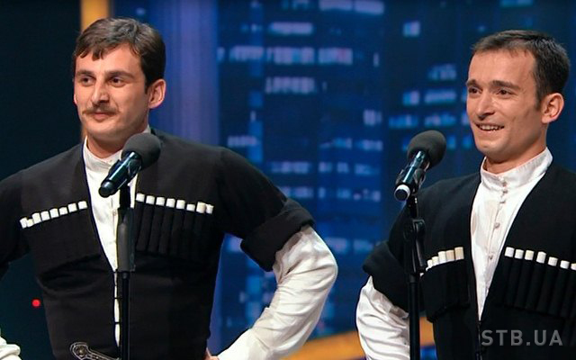 Судді змінили правила шоу і вручили два Золотих квитка! Иракли Надирашвили и Георгий Гулисашвили копия