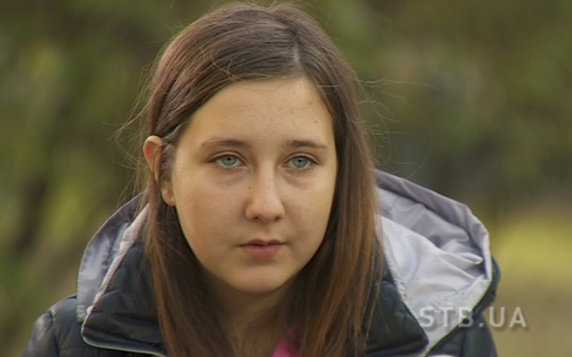 15-летняя наркоманка пьет, курит и живет с 25-летним мужчиной ii4