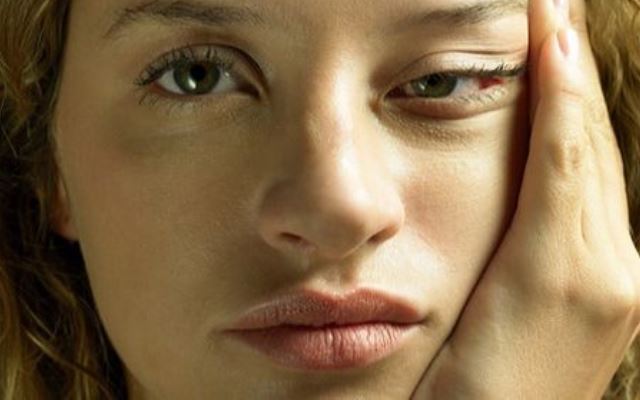 Як по очах визначити хвороби організму? О чем говорят мешки и круги под глазами?