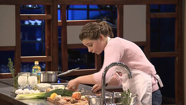 Дети сдали экзамен в Le Cordon Bleu vlcsnap-2016-04-26-11h59m48s73