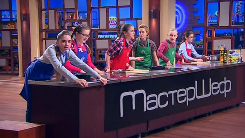 Дети подали судьям жареную картошку, целую луковицу и… паштет vlcsnap-2017-04-04-12h44m47s127