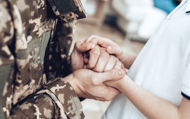 Як вести себе дружині, коли чоловік повернувся з АТО, розповіли психологи «Ультиматуму» АТО советы психологов