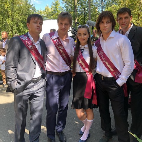 Ксения Мишина поделилась фото с выпускного ксения мишина