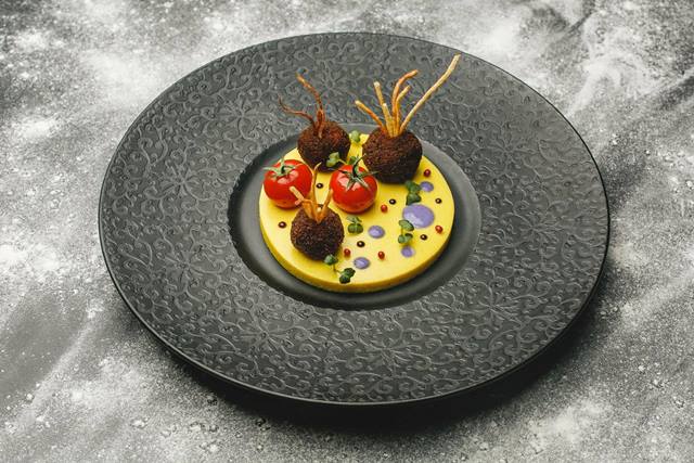 Фотоподборка: топ-5 мясных блюд от Юрия Ковриженко Фрикадельки на сливочном суфле с карри