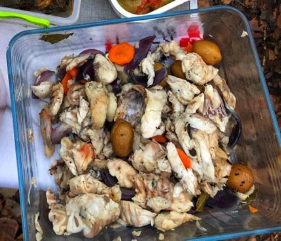 Сом запеченный в глине с овощами рецепт