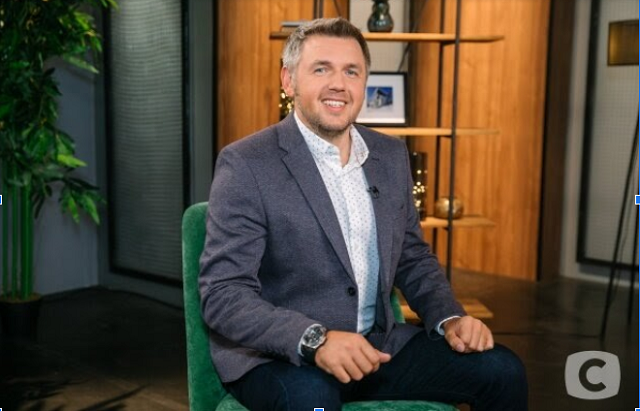 Дмитрий Карпачев рассказал, чем занять ребенка во время карантина супермама