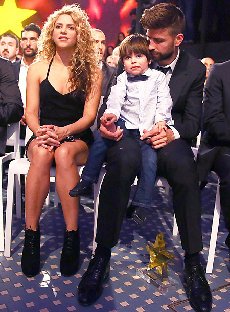 Сын Шакиры закатил истерику на светском мероприятии shakira12112015_2