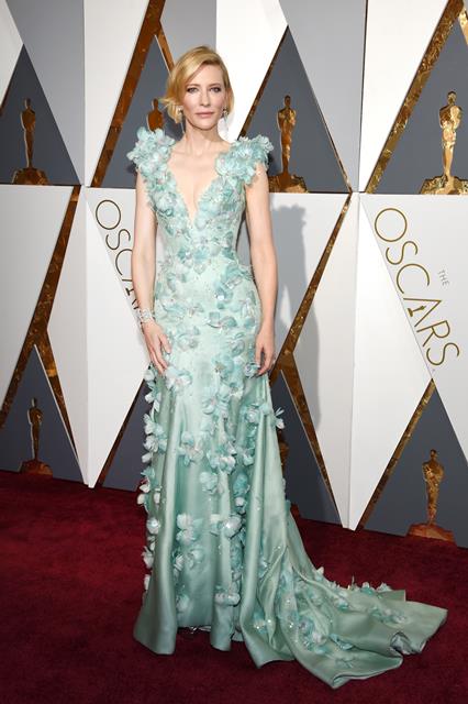 Лучшие наряды звезд на красной дорожке «Оскара-2016» (ФОТО) attends the 88th Annual Academy Awards at Hollywood & Highland Center on February 28, 2016 in Hollywood, California.
