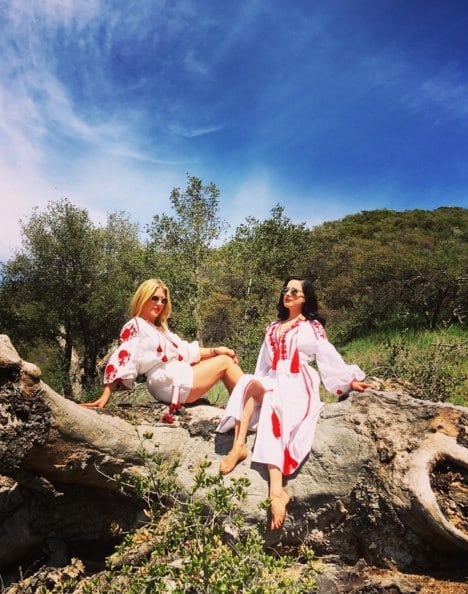 Какие вышиванки носят голливудские знаменитости (ФОТО) 982440