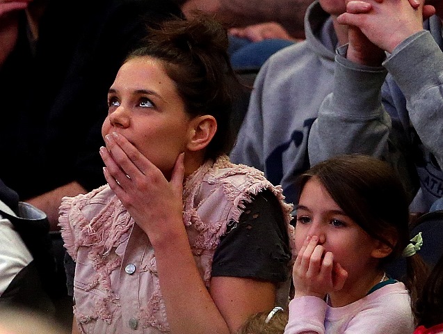 9-летняя дочь Тома Круза уволила свою учительницу музыки 459542797MH00094_NCAA_Baske