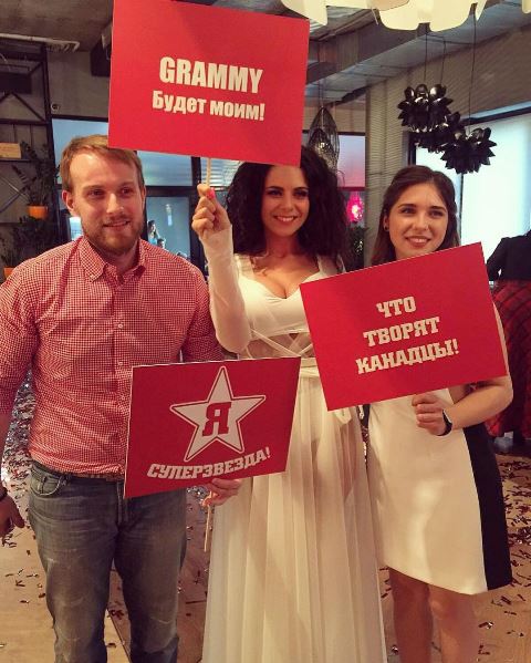 Настя Каменских показала, как отметила свой день рождения (ФОТО) 13126618_940179576097501_1198012857_n(1)