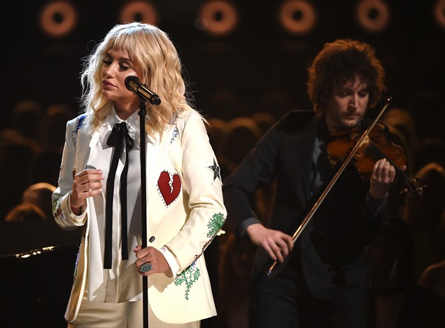 Бритни Спирс, Рианна и другие звезды зажгли на «Billboard Music Awards-2016» (ФОТО) 631009835KI00313_2016_Billb