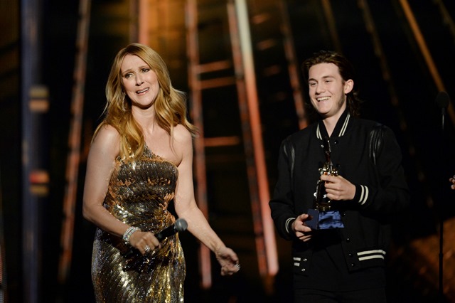 Бритни Спирс, Рианна и другие звезды зажгли на «Billboard Music Awards-2016» (ФОТО) 631009835KI00615_2016_Billb