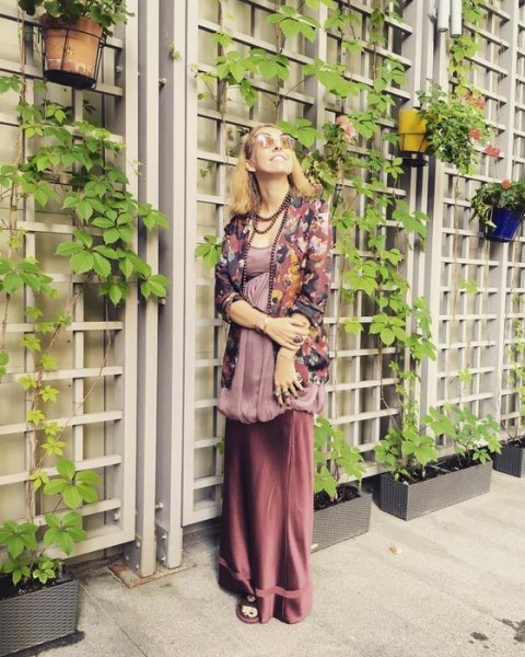 c1161e0aca96fb375c1d37e9e681fc40_fitted_740x700