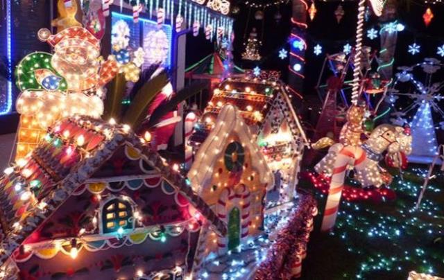 escondido_christmas_lights_650x410
