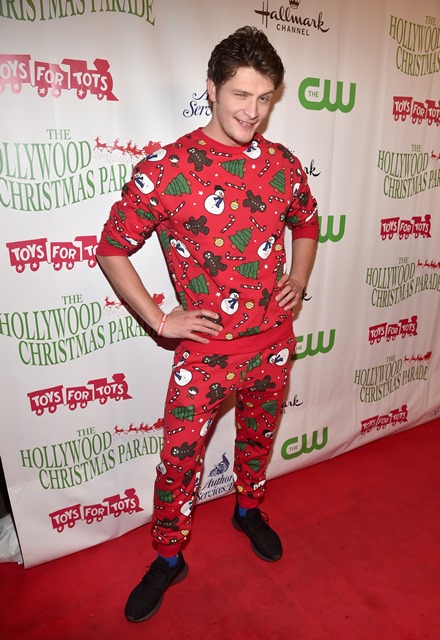 593302221QS00069_2015_Holly