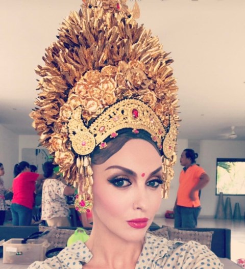 Оля Полякова «вышла замуж» во второй раз Оля Полякова_2